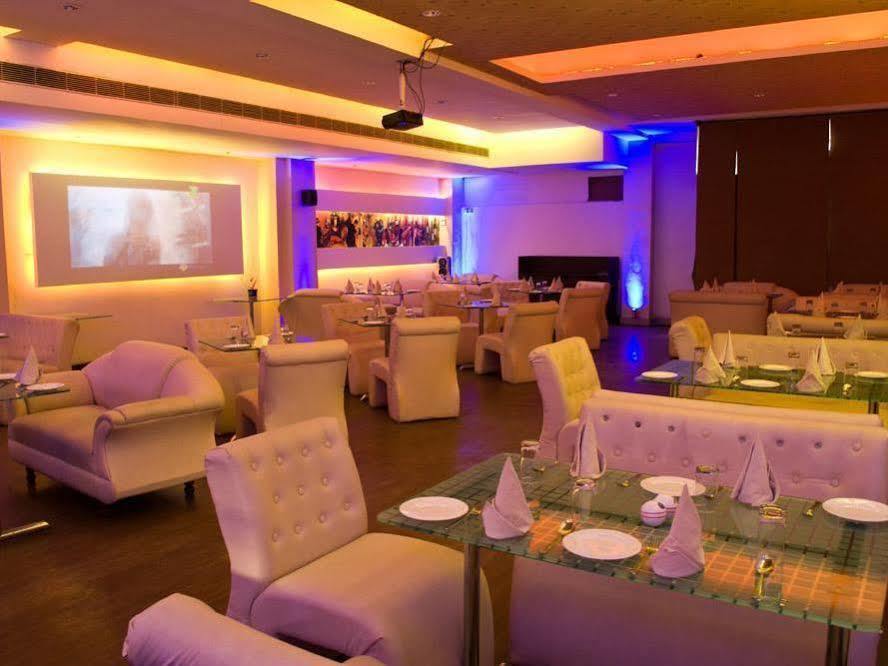 Click Hotel Kohinoor, Ludhiana Exterior foto